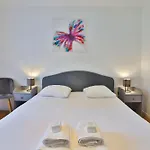 Foyenne - Piscine, Jacuzzi Et Sauna