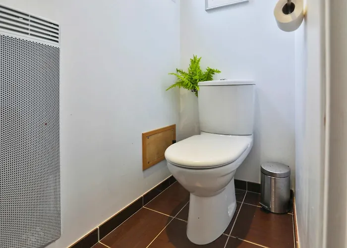 Foyenne - Piscine, Jacuzzi Et Sauna