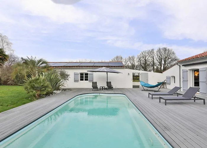 Foyenne - Piscine, Jacuzzi Et Sauna * Sainte-Foy (Vendee)